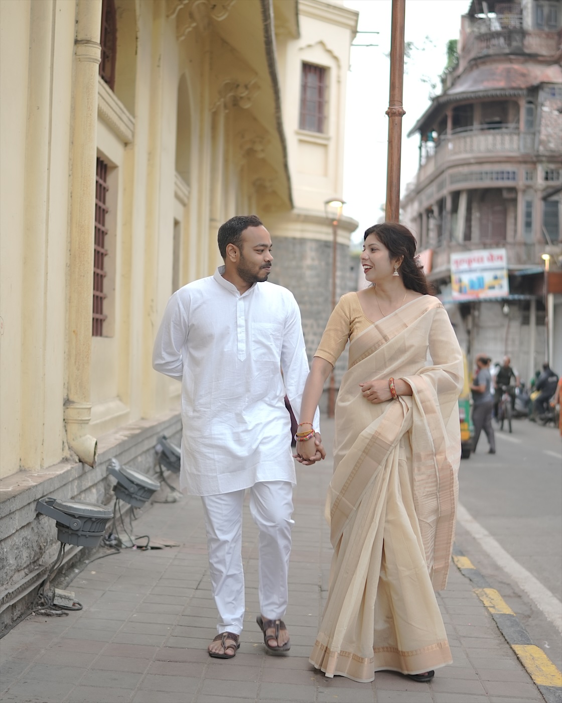Walking down a Rajwada lane, Indore