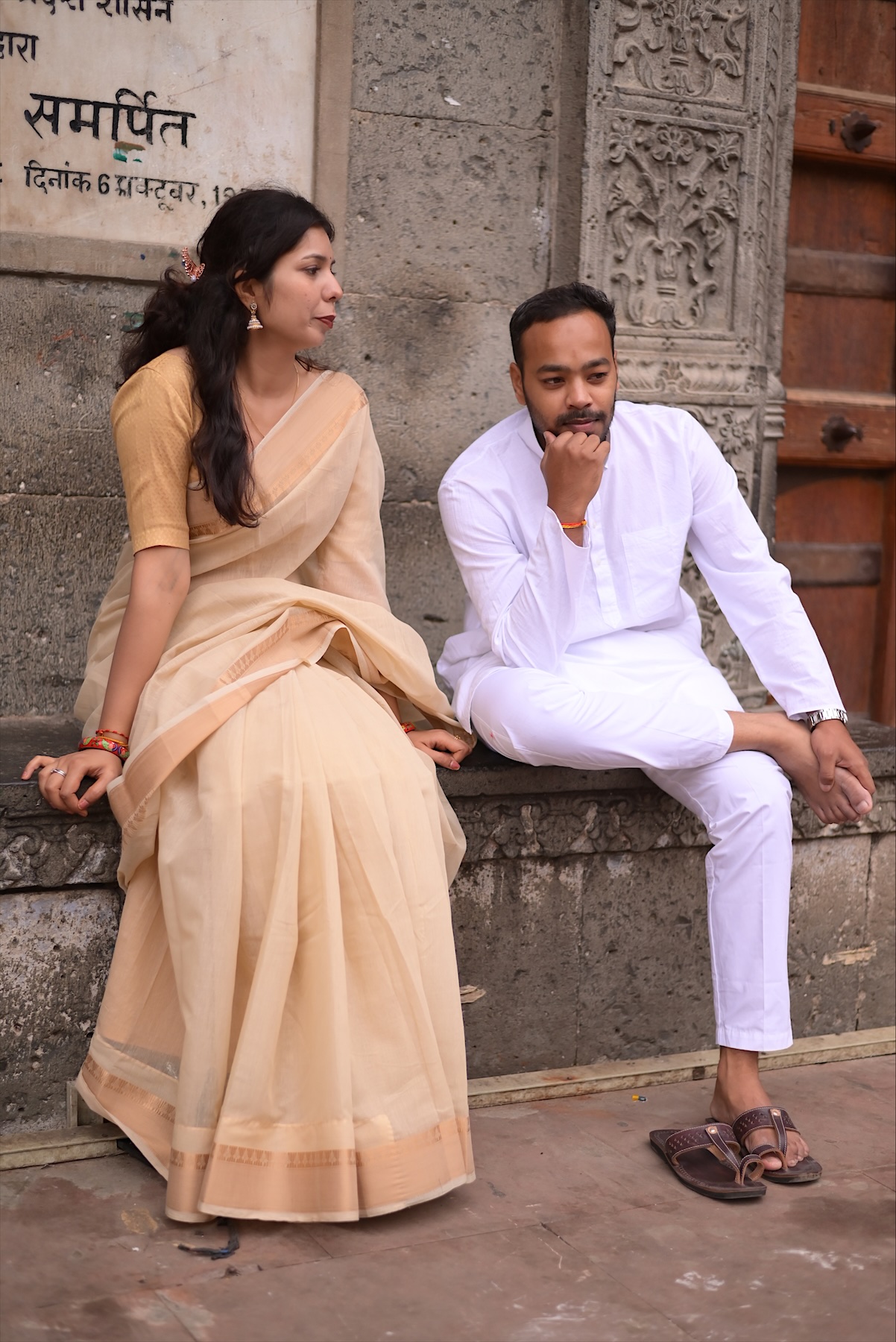 Sitting together on the Rajwada wall